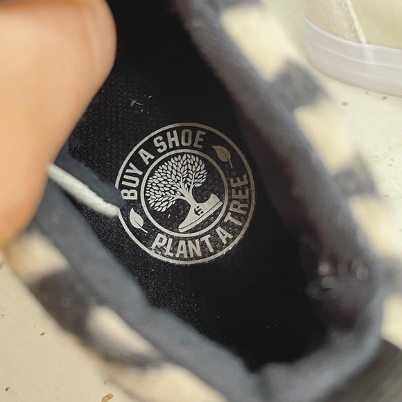 BRAND NEW - @etnies - SUEDE - sneakers - Picture 4 of 4